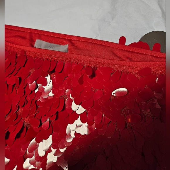 New Holiday 2024 H&M Red Sequined Midi Skirt Sz XS S L - Picture 6 of 8